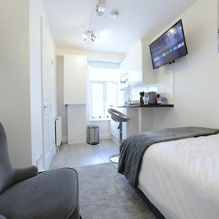 Stylish Studios By Luxestays Shepherds Bush ロンドン エクステリア 写真
