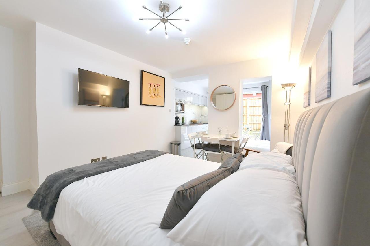 Stylish Studios By Luxestays Shepherds Bush ロンドン エクステリア 写真