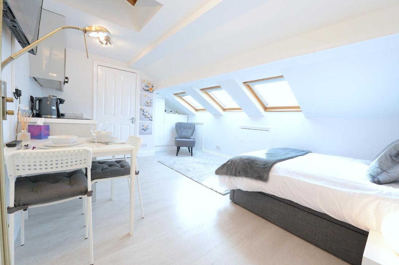 Stylish Studios By Luxestays Shepherds Bush ロンドン エクステリア 写真